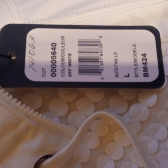 Brand new zip up jacket - Picture 5 of 5